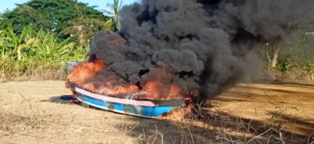 image Lutte contre le braconnage des tortues marines Encore une vedette brûlée cette fois-ci à Bonovo